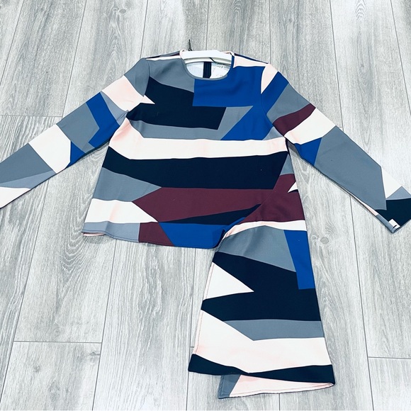 Zaika Moya long sleeve top with side tail size L NWT. Fits US S/M - Picture 2 of 5